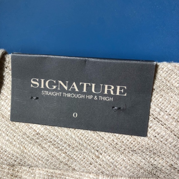 NWT Ann Taylor women’s signature shorts size 0 - Picture 3 of 4